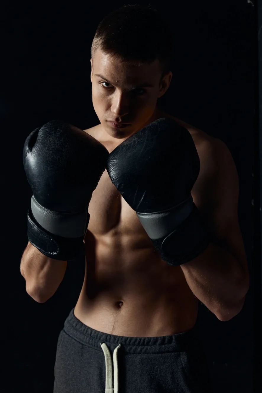 Boxing for Stress Relief: How Dubai Professionals Use Boxing to Beat Burnout & Anxiety — 369MMAFIT Dubai